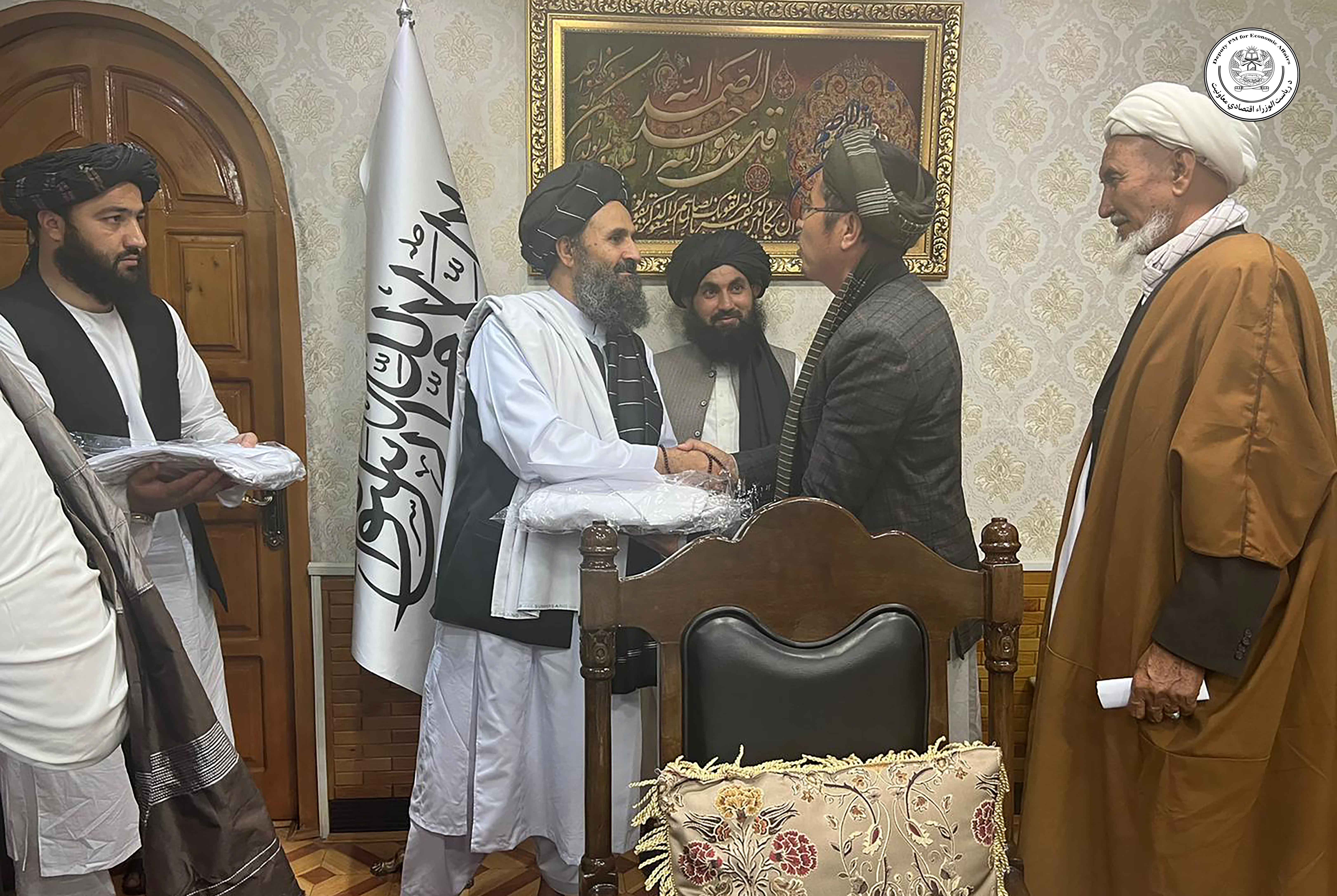 Meeting with Shia scholars and elders
