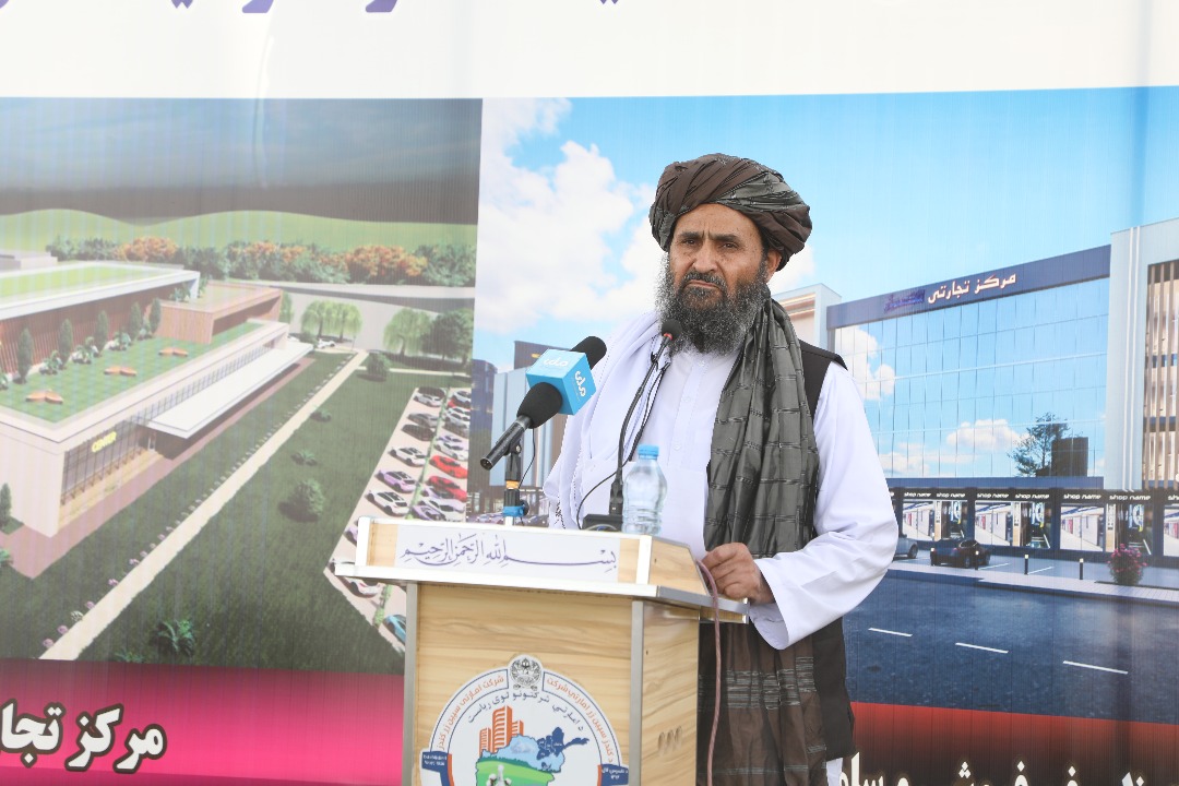 په کندوز کې د ۶.۳ میلیارده افغانیو په پانګونې د کندوز سپين زر سوداګریزو مارکېټونو د جوړېدو چارې پيل شوې