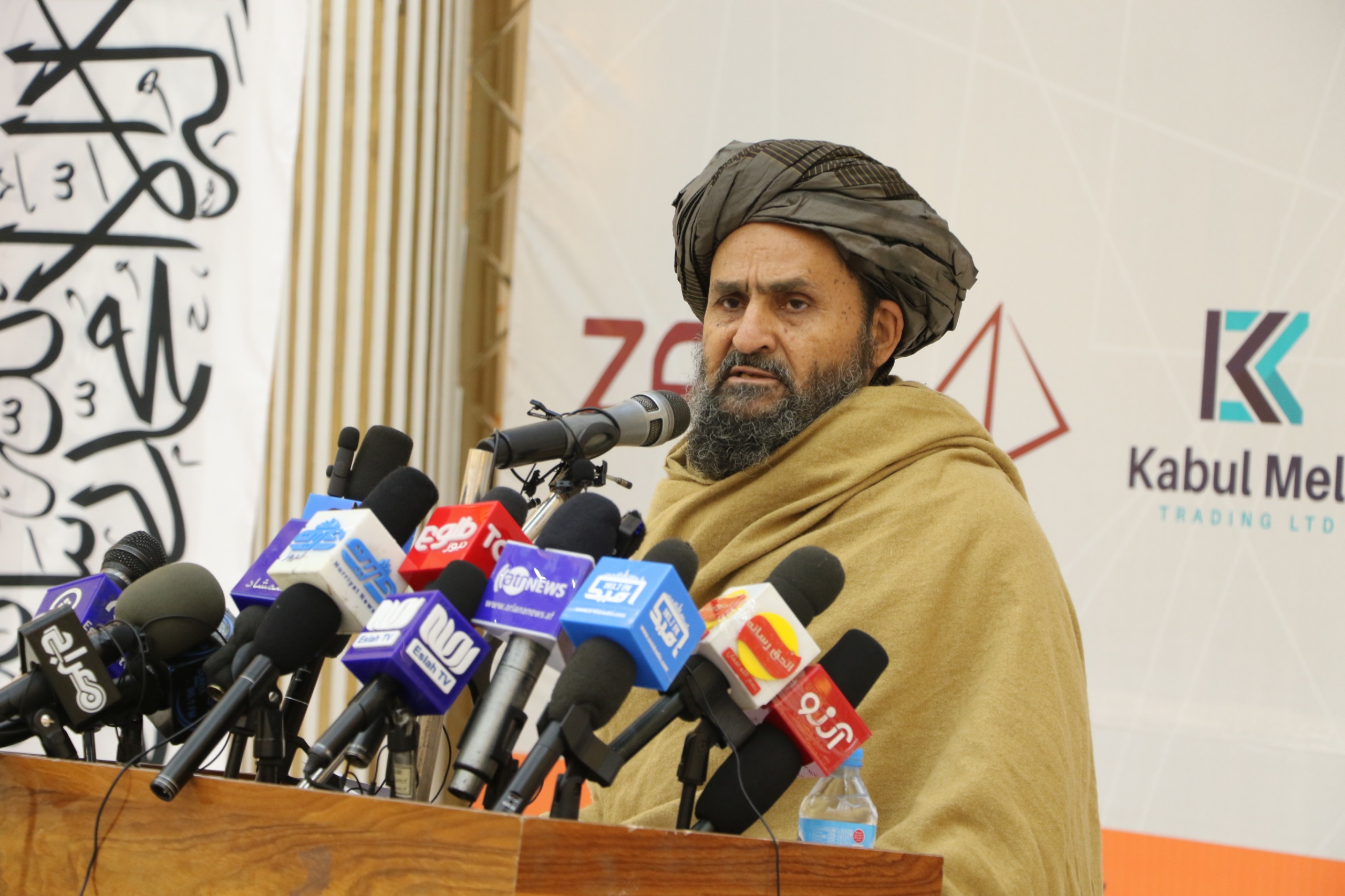 د ریاست الوزراء اقتصادي مرستیال له لوري د برېښنا یو شمېر لویو پروژو  چارې پیل او ځینې یې ګټې اخیستنې ته وسپارل شوې