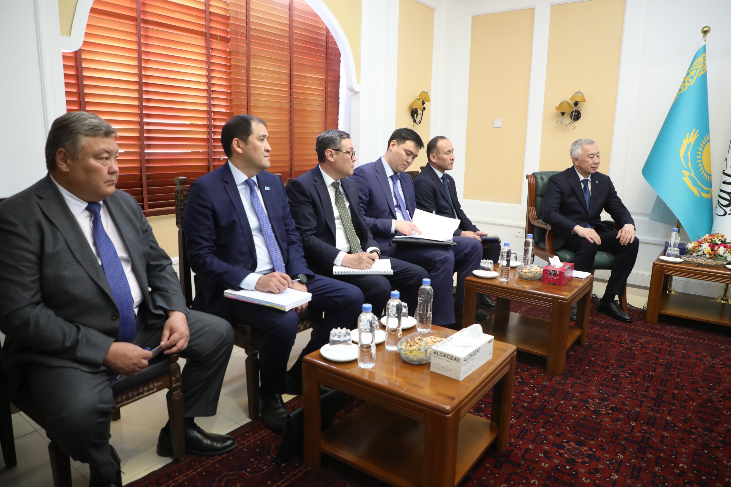 قزاقستان په کابل کې د درملو د پلور څانګه اMullah Abdul Ghani Baradar Akhund Emphasizes Swift Finalization of the Afghanistan–Kazakhstan Economic Cooperation Roadmapو د سوداګرۍ خونه پرانیزي
