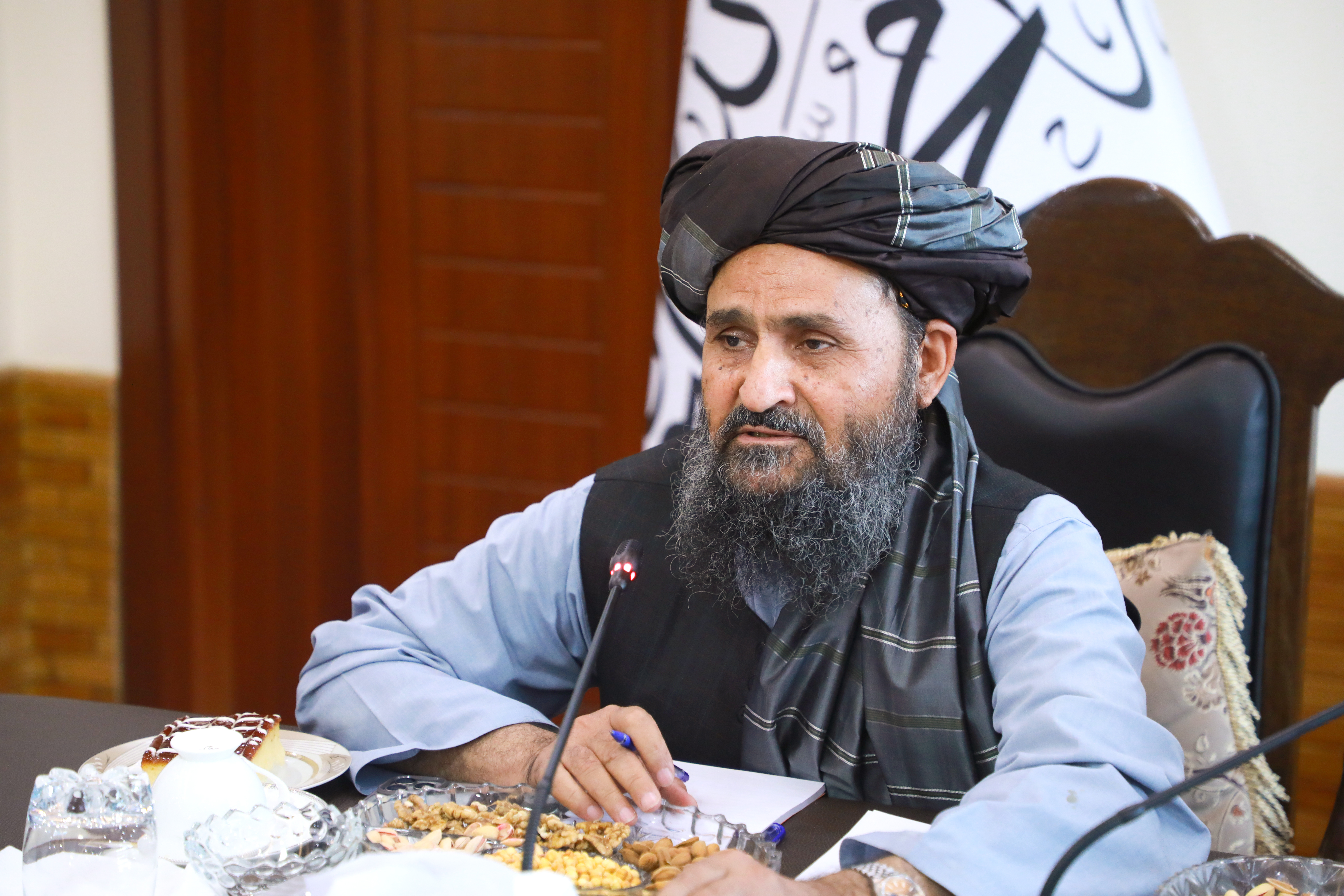 تدارکاتو کمېسیون د شاوخوا ۶.۵ میلیارده افغانیو په لګښت ۲۱ پروژې منظورې کړې