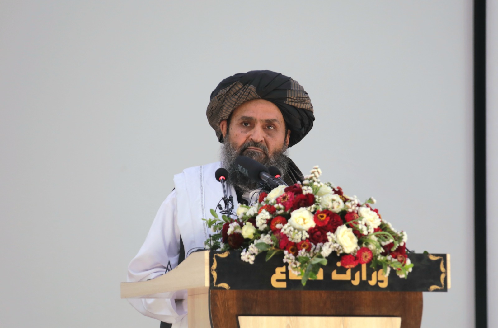 محترم ملا عبدالغني برادر اخوند: شریر او ورانکاري عناصر دې د نورو په لمسون له بې ځایه تخریب څخه لاس واخلي